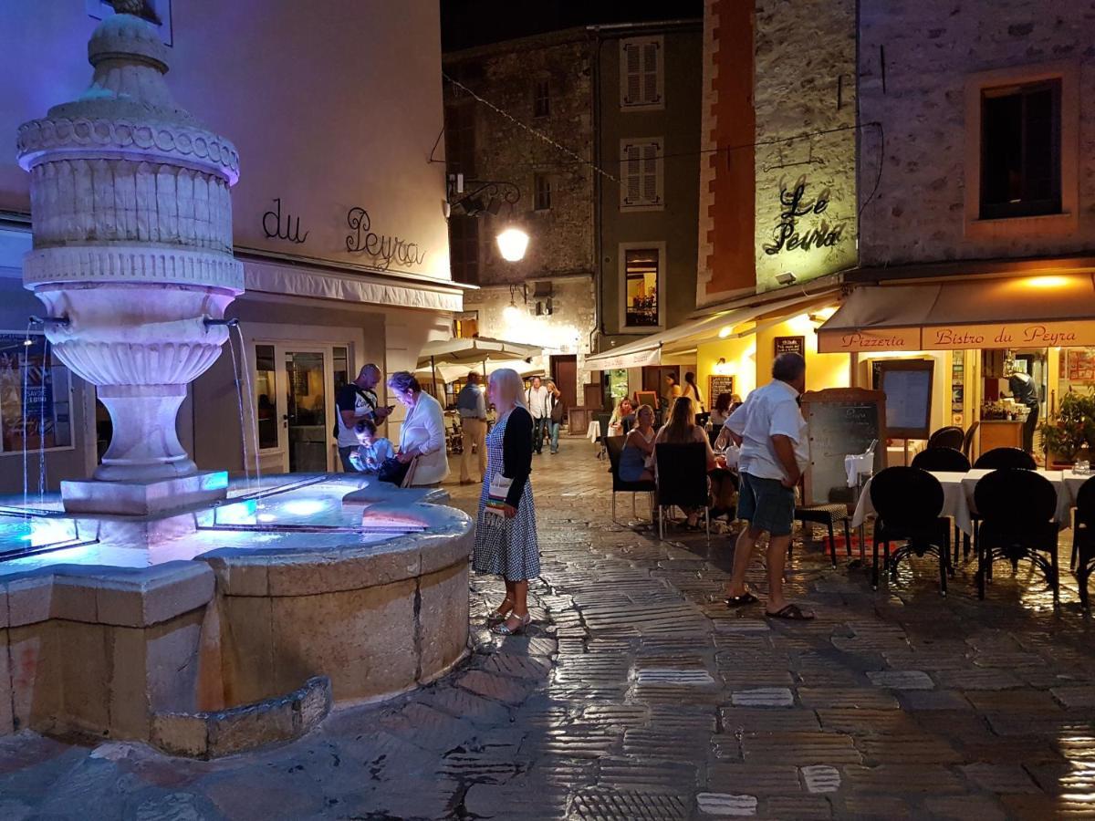 ונס Quartier Piscine Municipale Bel Appart 4 Pers Terrasse Parking Wi-Fi מראה חיצוני תמונה